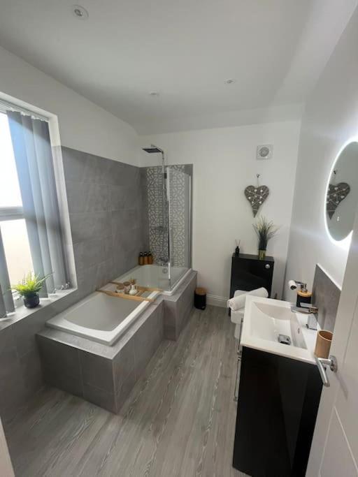 Brand New Stunning Family House Villa Blackpool Dış mekan fotoğraf